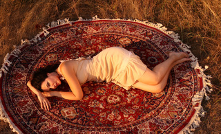 Laura Mennell feet photo 19