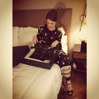 Laura Neiva feet photo 13