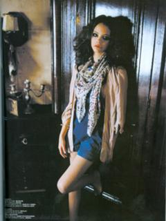 Laura Neiva feet photo 12