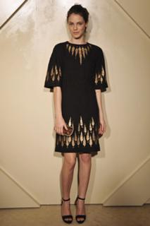 Laura Neiva feet photo 14