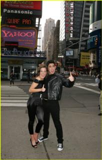 Laura Osnes feet photo 14