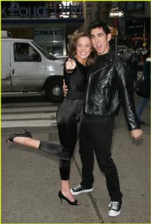 Laura Osnes feet photo 13