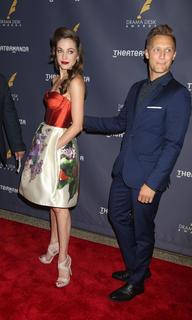 Laura Osnes feet photo 18