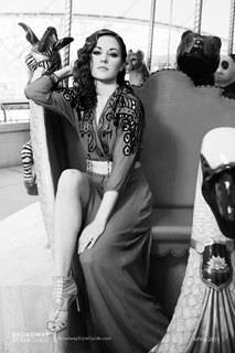 Laura Osnes feet photo 13