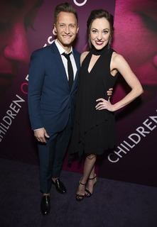 Laura Osnes feet photo 11
