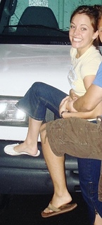 Laura Osnes feet photo 1
