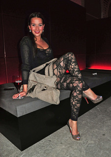 Laura Osswald feet photo 4