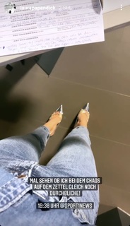 Laura Papendick feet photo 2