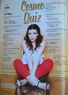 Laura Pausini feet photo thumbnail