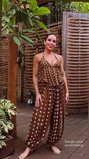 Laura Posada feet photo 1