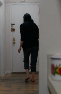 Laura Prepon feet photo thumbnail