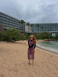 Laura Prepon feet photo thumbnail