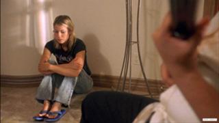 Laura Ramsey feet photo thumbnail