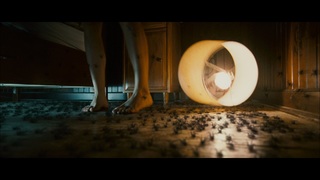 Laura Ramsey feet photo thumbnail