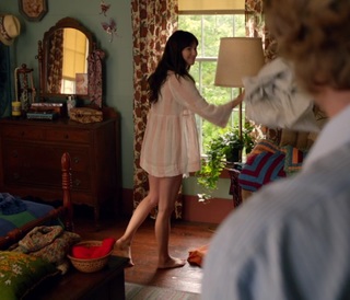 Laura Ramsey feet photo thumbnail