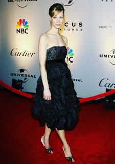 Laura Regan feet photo 9
