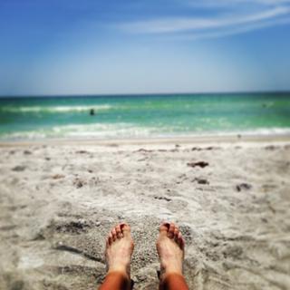 Laura Robson feet photo 15