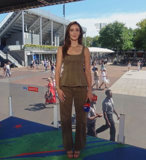 Laura Robson feet photo 2
