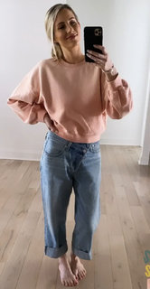 Laura Rutledge feet photo thumbnail