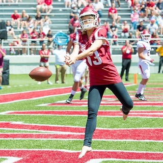 Laura Rutledge feet photo thumbnail