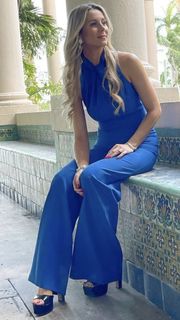 Laura Rutledge feet photo thumbnail