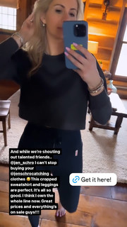 Laura Rutledge feet photo thumbnail