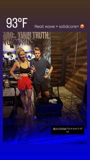 Laura Rutledge feet photo thumbnail