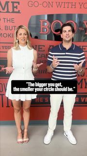 Laura Rutledge feet photo thumbnail