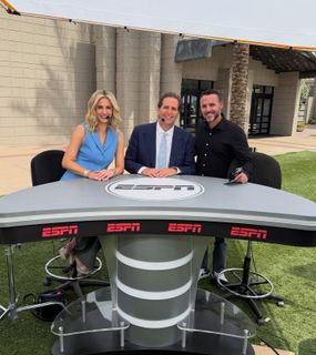 Laura Rutledge feet photo 17