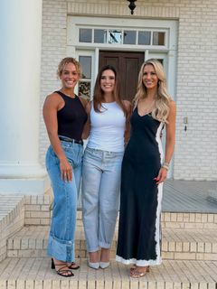 Laura Rutledge feet photo 1