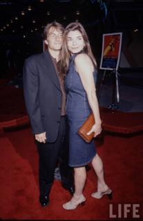 Laura San Giacomo feet photo thumbnail