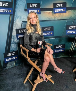 Laura Sanko feet photo thumbnail