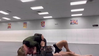 Laura Sanko feet photo thumbnail