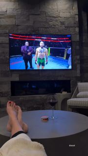 Laura Sanko feet photo 5