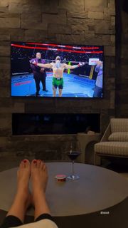 Laura Sanko feet photo 4