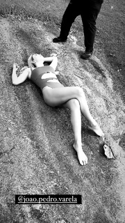 Laura Schadeck feet photo 7