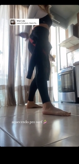 Laura Schadeck feet photo 14