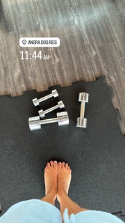 Laura Schadeck feet photo 6