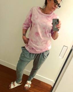 Laura Silverman feet photo 11