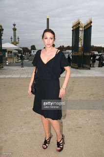 Laura Smet feet photo 15