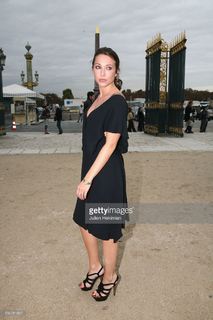 Laura Smet feet photo 14