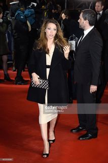 Laura Smet feet photo 7