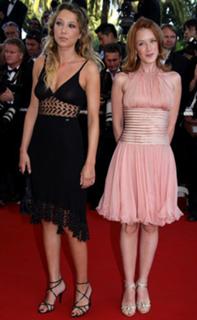 Laura Smet feet photo 2