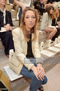 Laura Smet feet photo 15