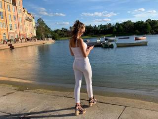 Laura Sophie Müller feet photo thumbnail