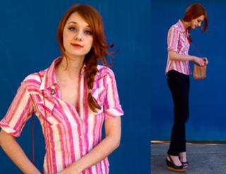 Laura Spencer feet photo thumbnail