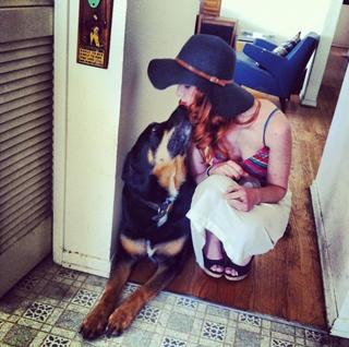 Laura Spencer feet photo thumbnail