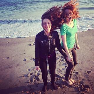 Laura Spencer feet photo thumbnail