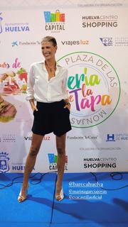 Laura Sánchez feet photo 8
