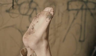 Laura Tesoro feet photo 1